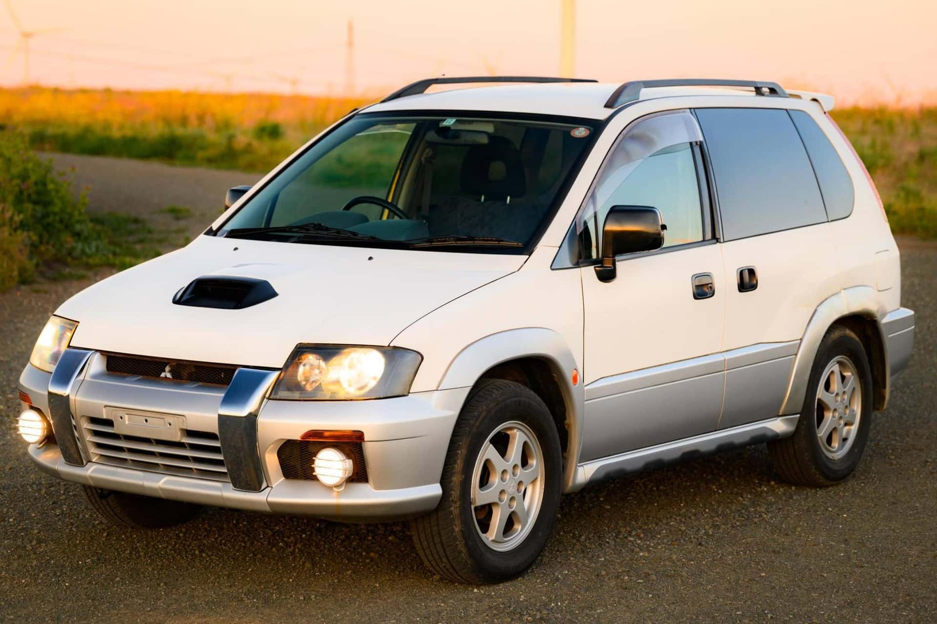 1998 Mitsubishi RVR sold for $6,166