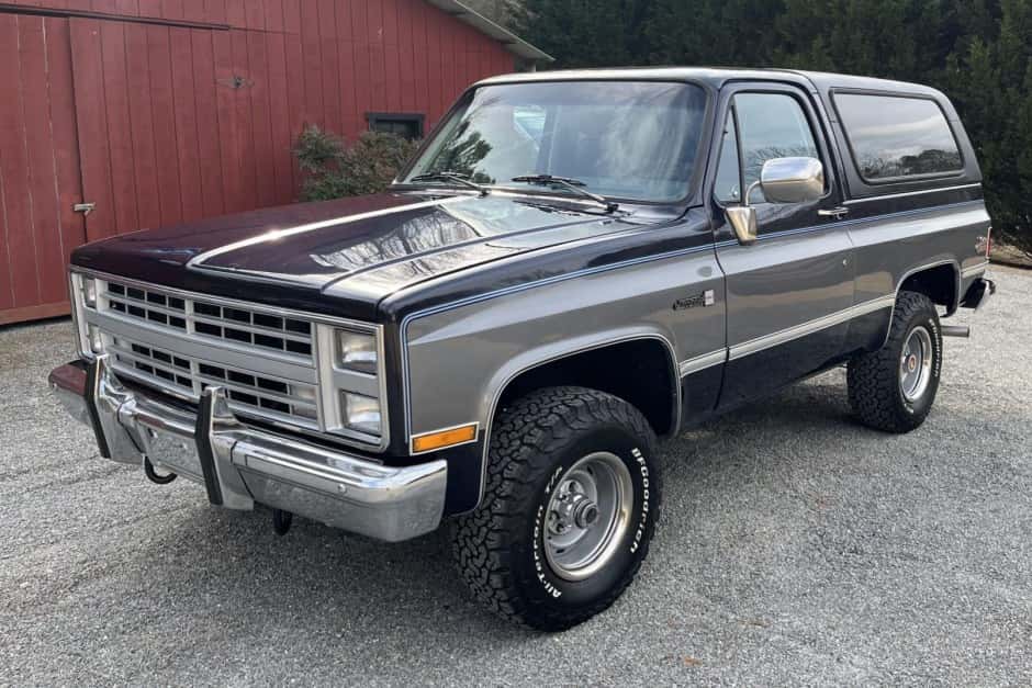 1985 GMC Jimmy (1973-1991) sold for $30,250