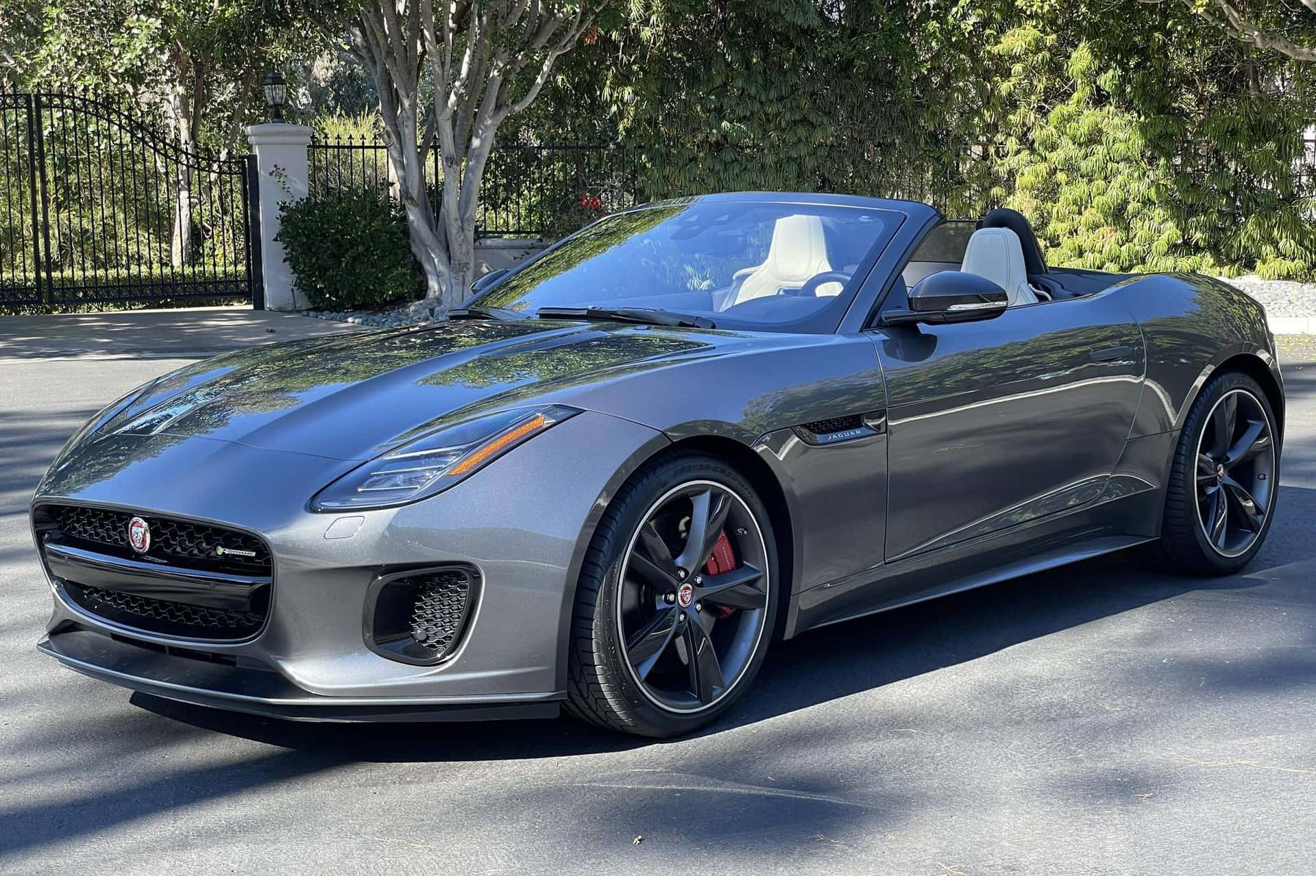 2019 Jaguar F-Type sold for $70,000