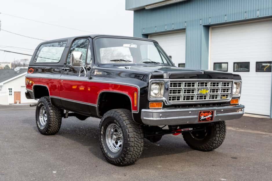 1975 Chevrolet K5 Blazer 1973-1991 sold for $36,500