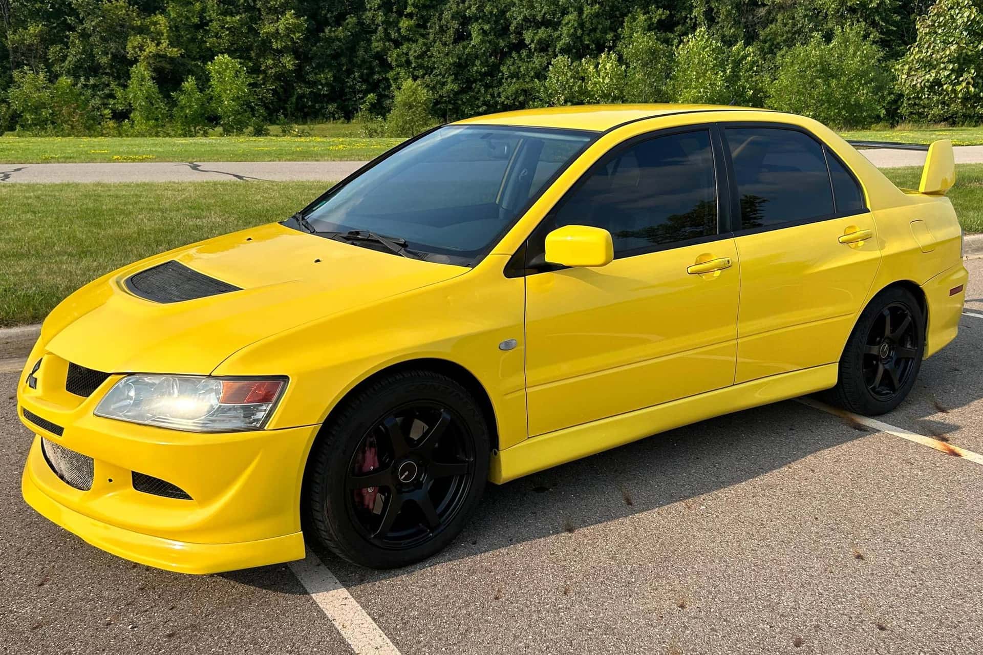 2005 Mitsubishi Lancer Evolution sold for $16,350