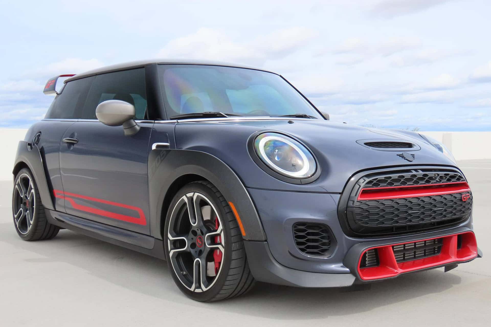 2021 MINI Cooper sold for $40,000