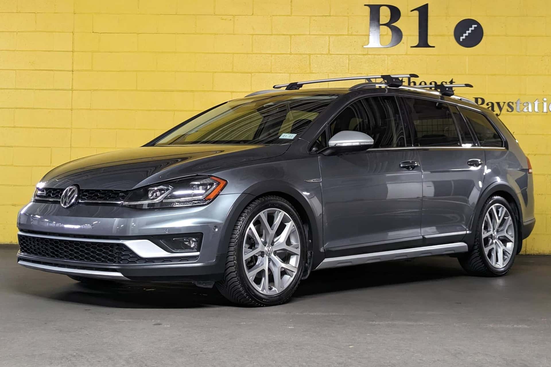 2018 Volkswagen Golf sold for $39,000