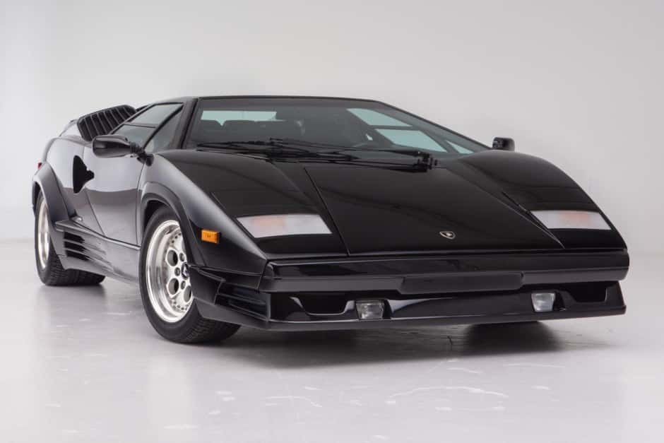 1989 Lamborghini Countach sold for $575,000