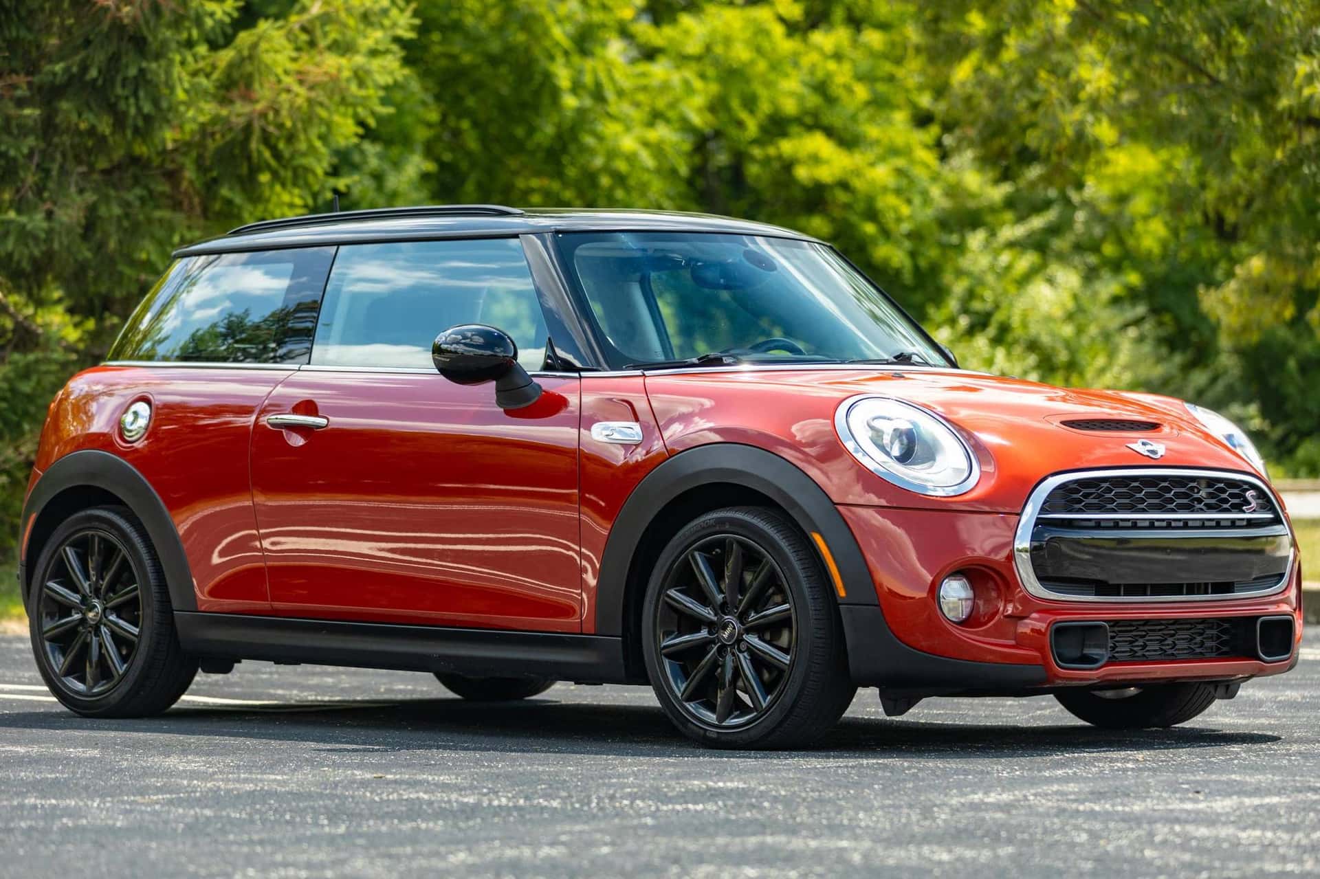 2017 MINI Cooper sold for $16,250