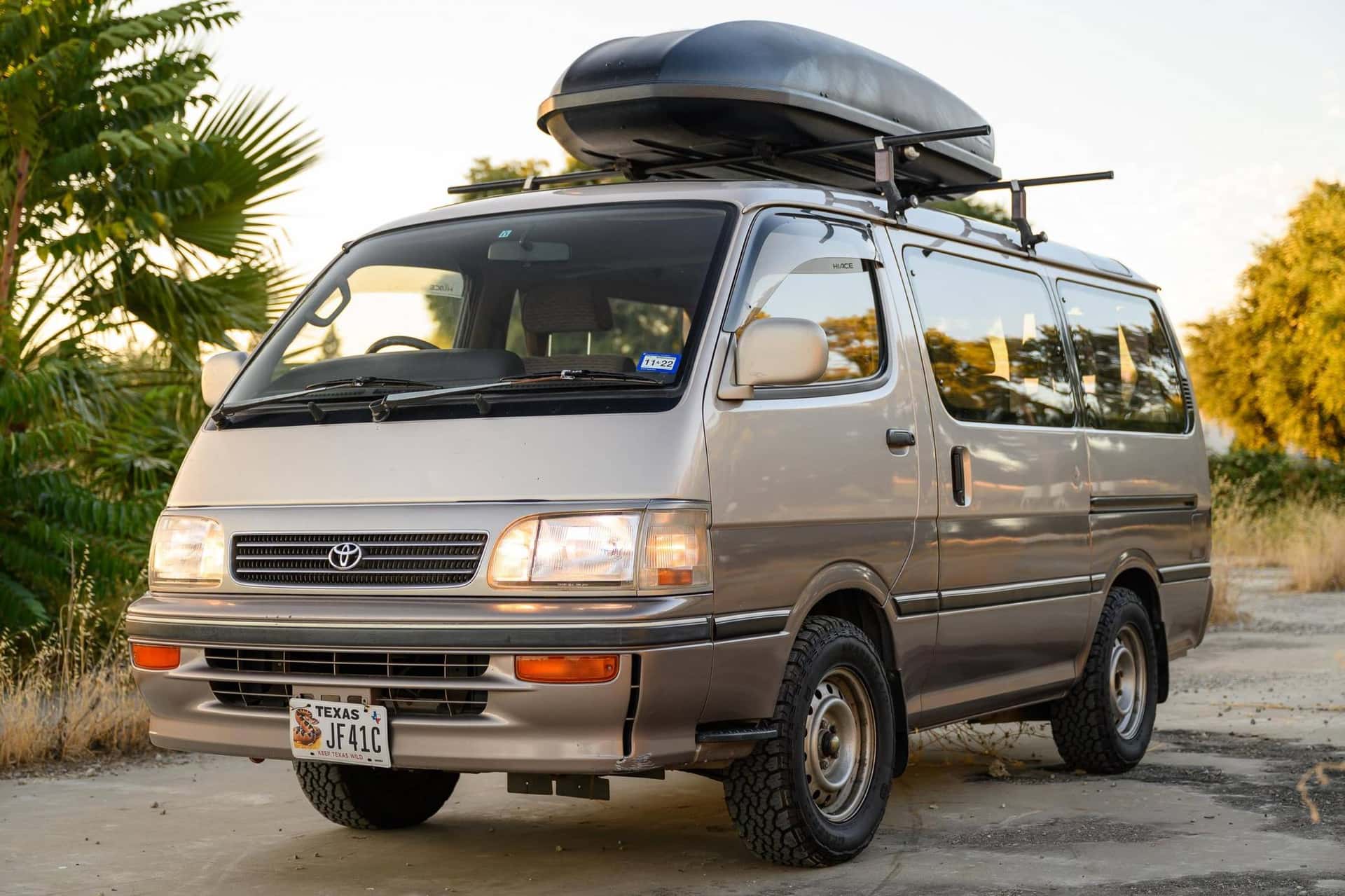 1993 Toyota HiAce sold for $8,000