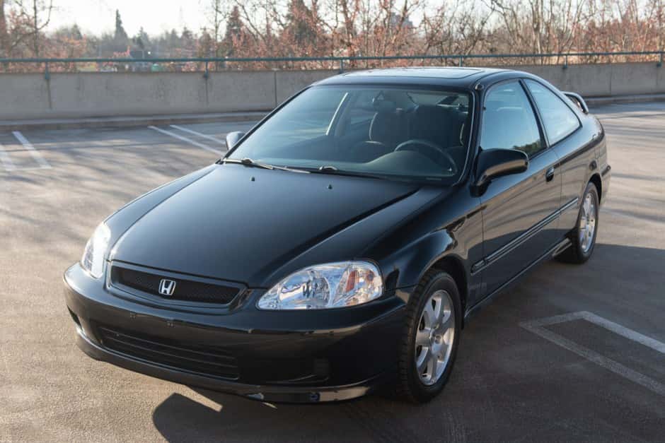 2000 Honda Civic Si sold for $23,000