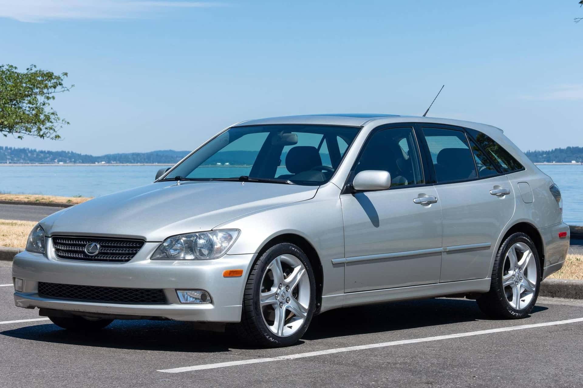 2003 Lexus IS sold for $8,300