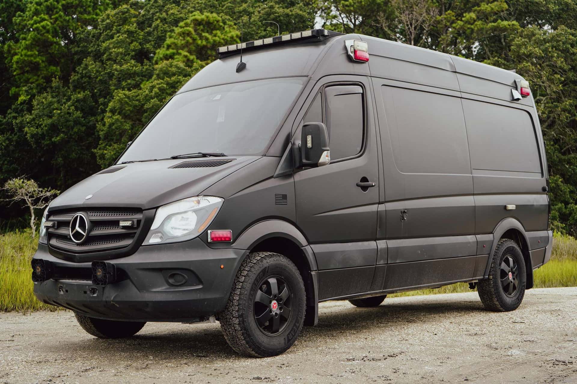 2014 Mercedes-Benz Sprinter sold for $8,300