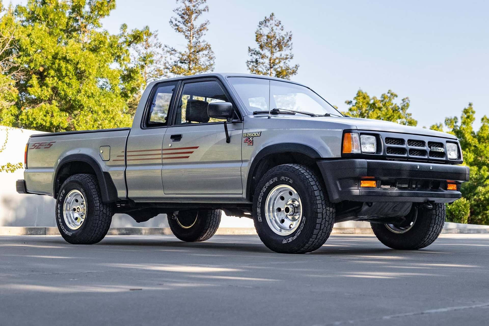 1991 Mazda B2600 sold for $8,500