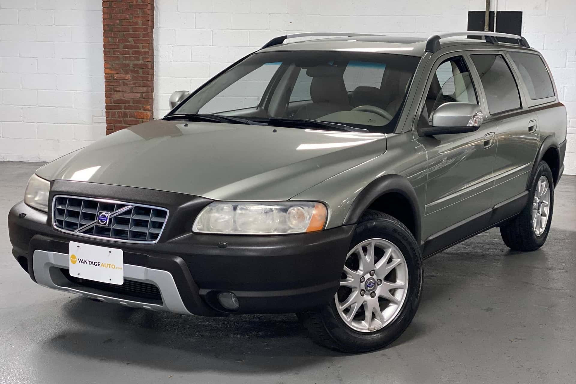 2007 Volvo XC70 sold for $12,399