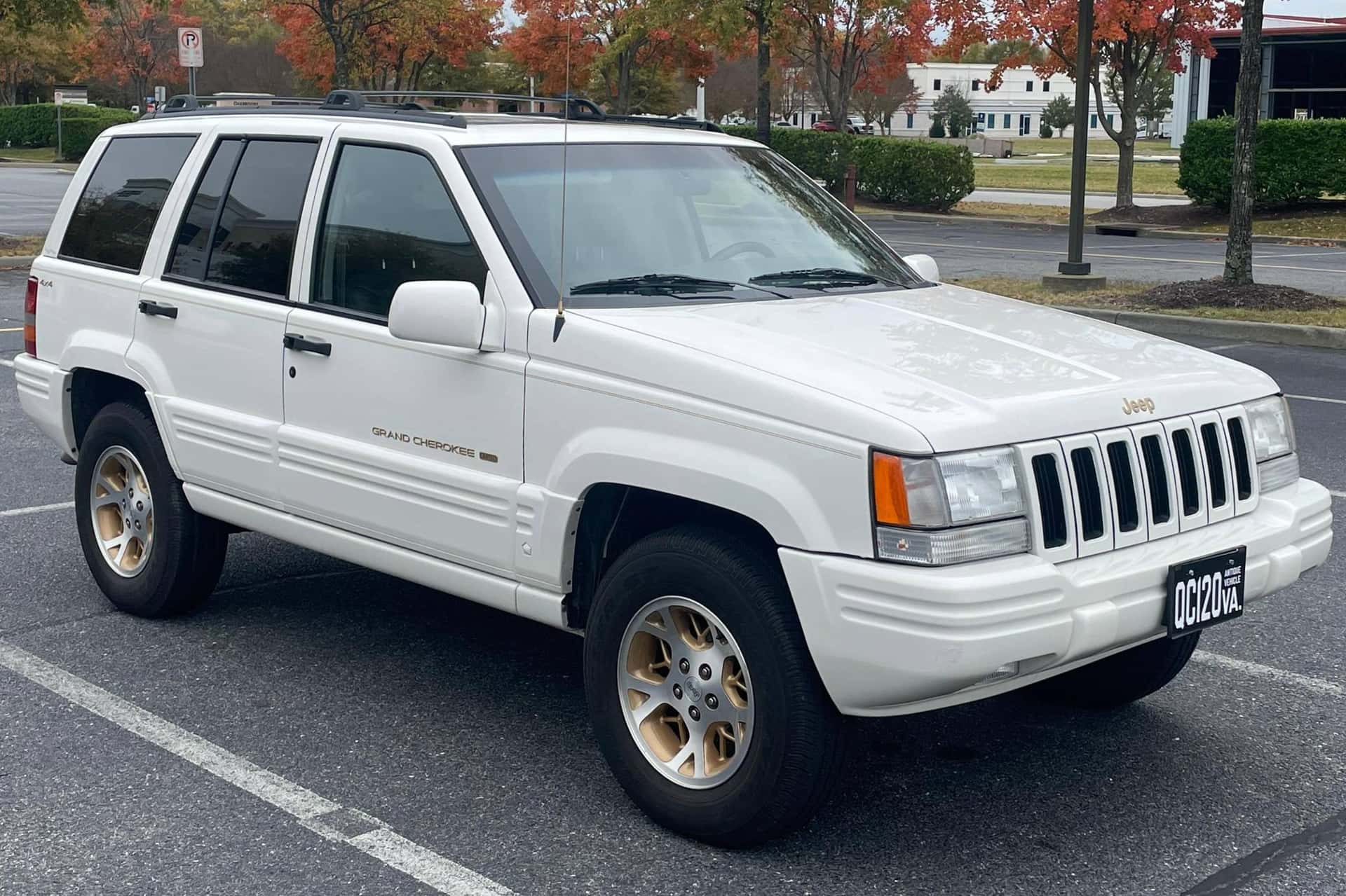 1996 Jeep Grand Cherokee sold for $8,800