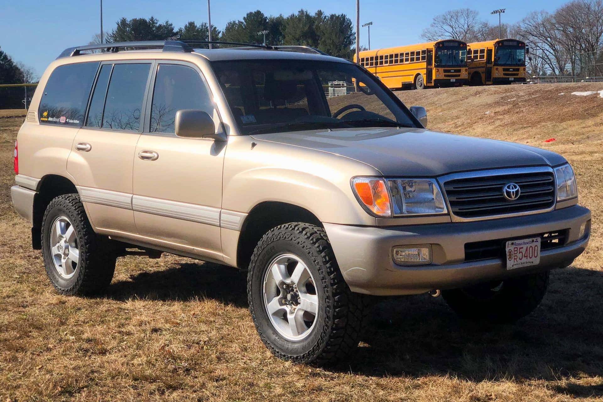 2003 Toyota Land Cruiser sold for $10,500