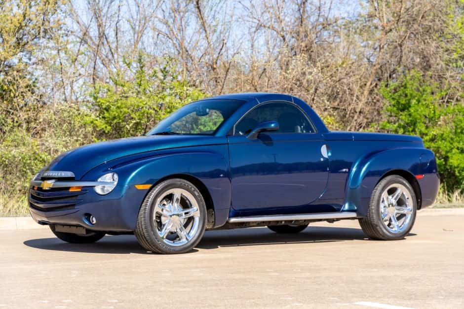 2005 Chevrolet SSR sold for $31,750