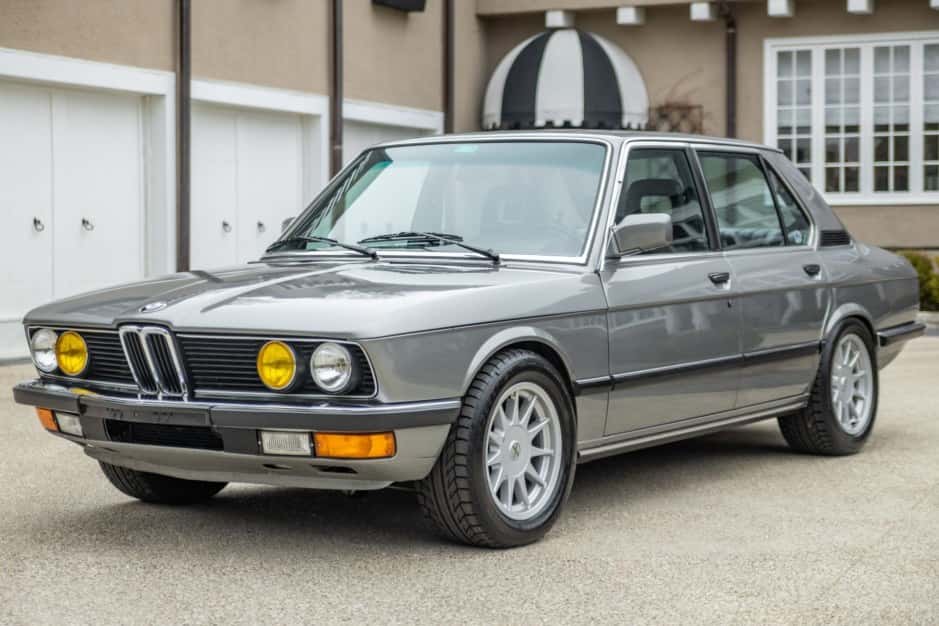 1980 BMW E12 5-Series sold for $50,200
