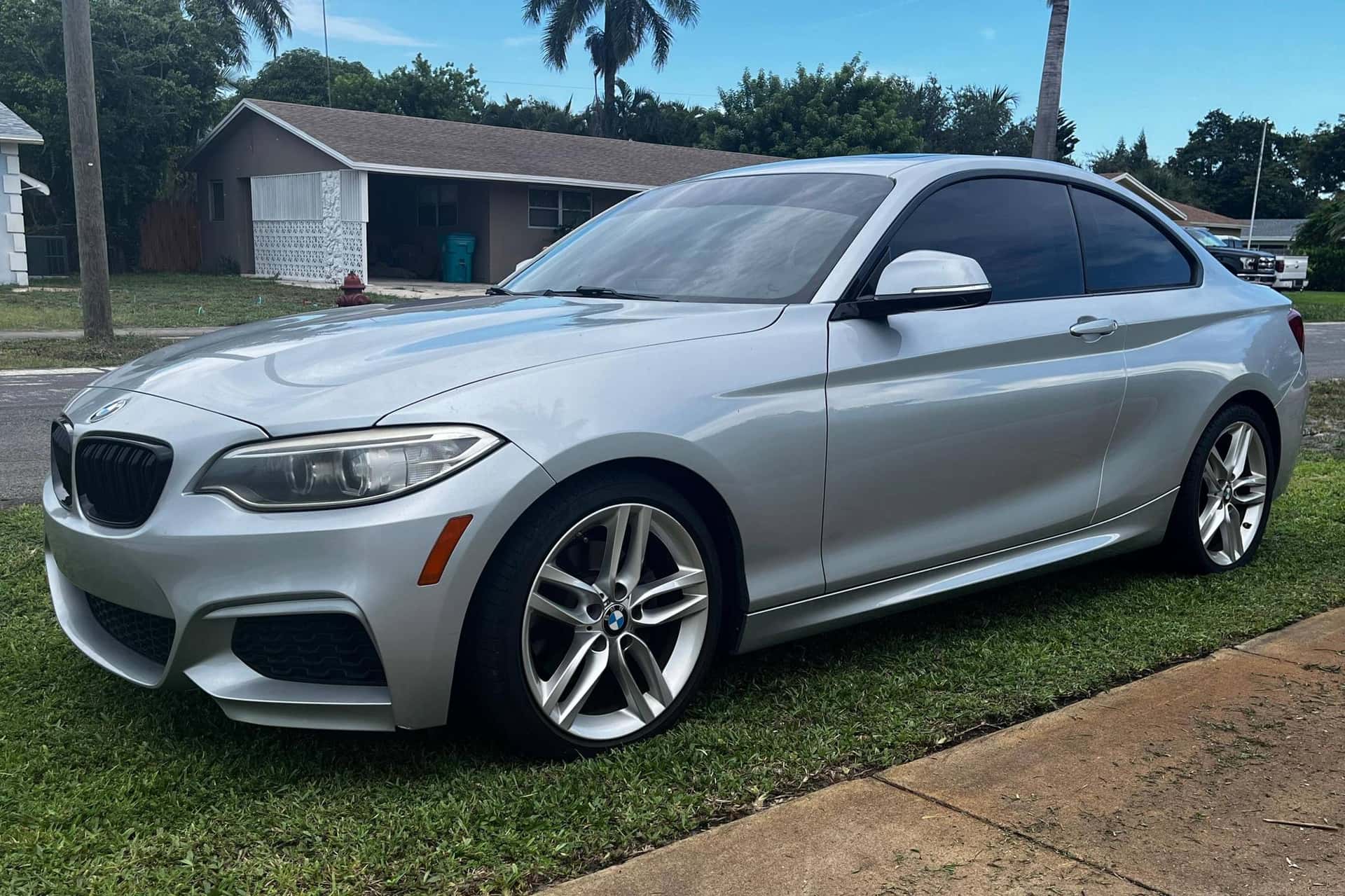 2016 BMW 2 Series sold for $11,211