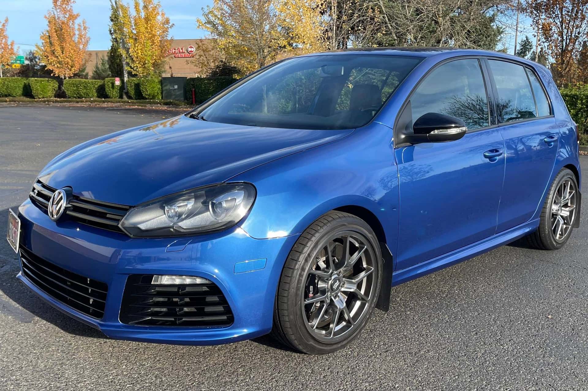 2012 Volkswagen Golf R sold for $17,500