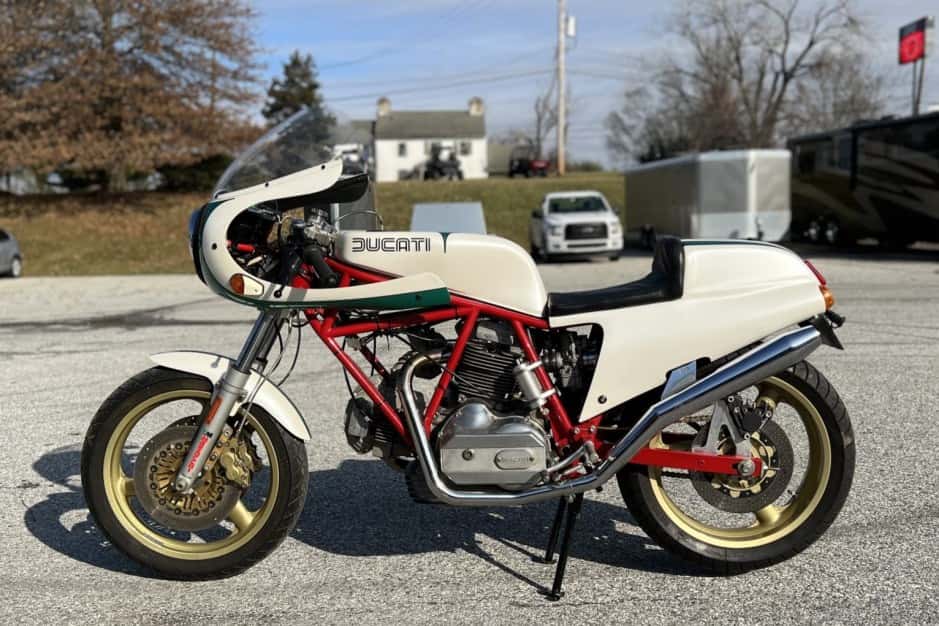 1977 Ducati 750 & 900 Super Sport (1973-1982) sold for $15,790