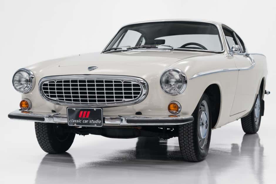 1966 Volvo P1800/1800 sold for $30,000