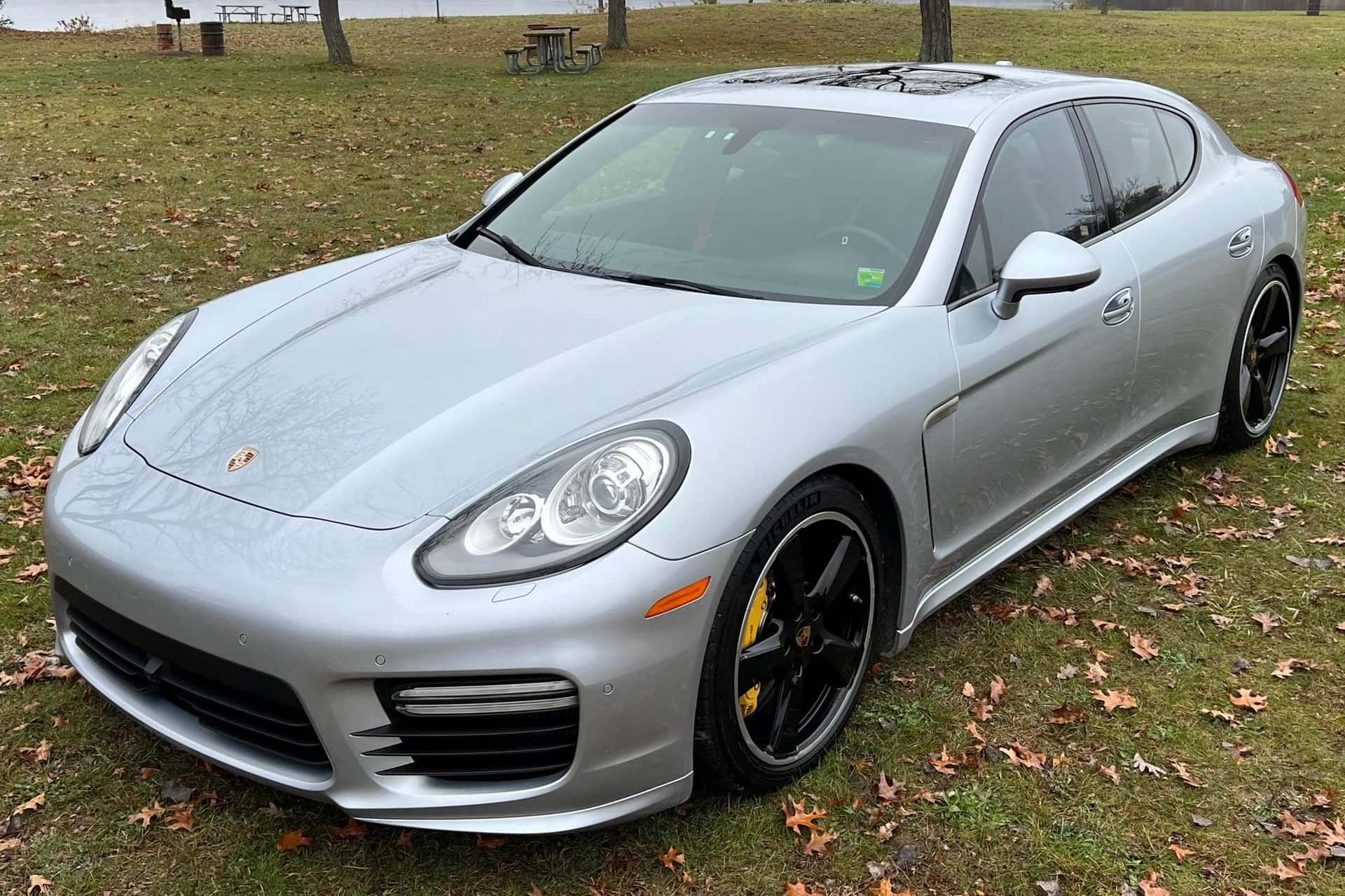2014 Porsche Panamera sold for $26,500