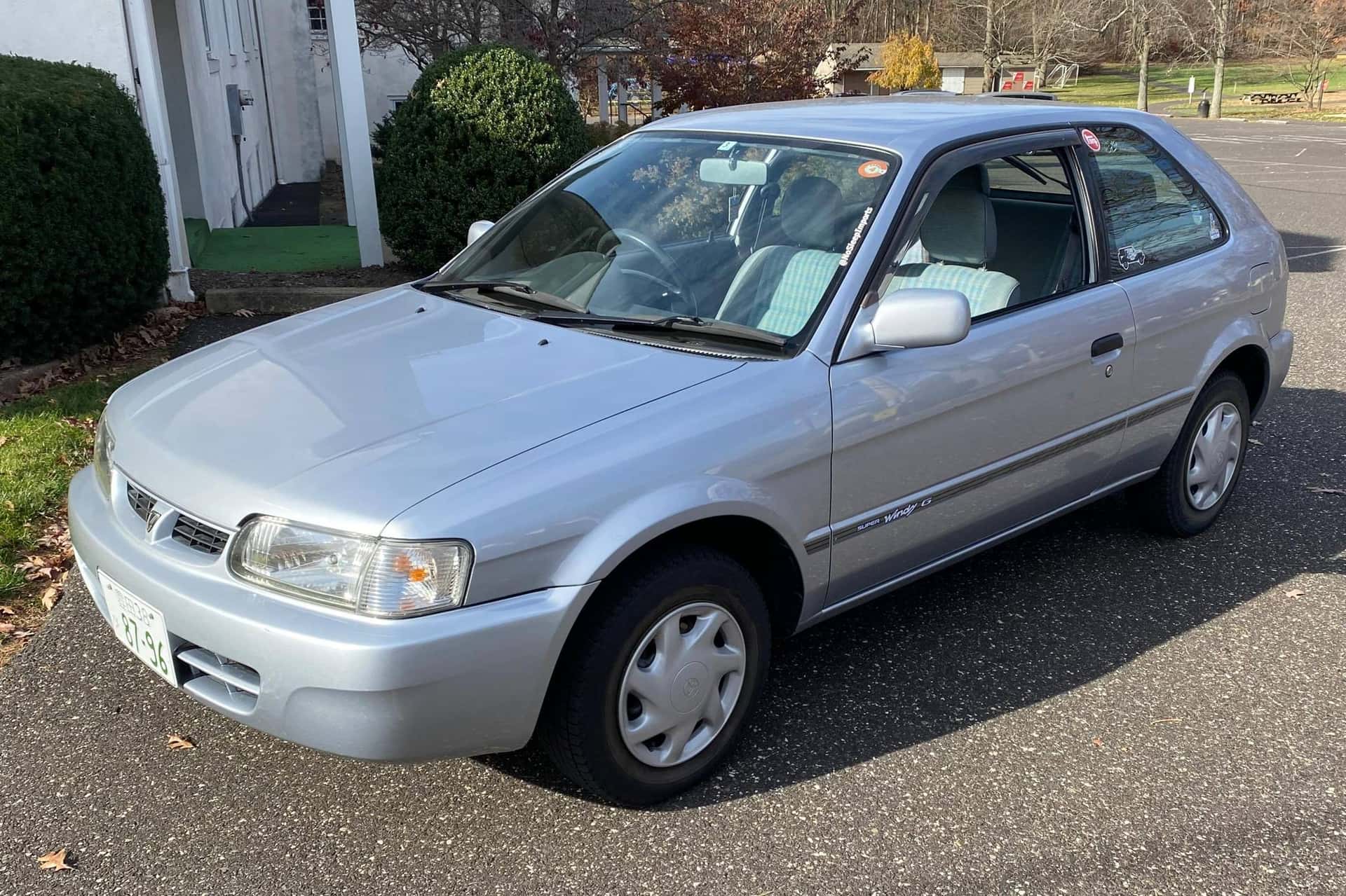 1998 Toyota Corolla sold for $5,450