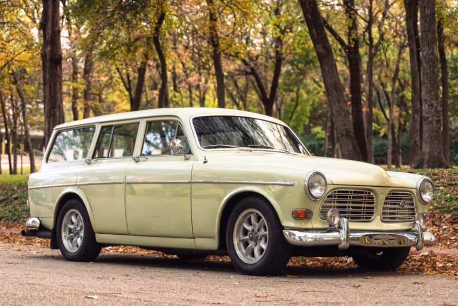 1967 Volvo Amazon sold for $9,750