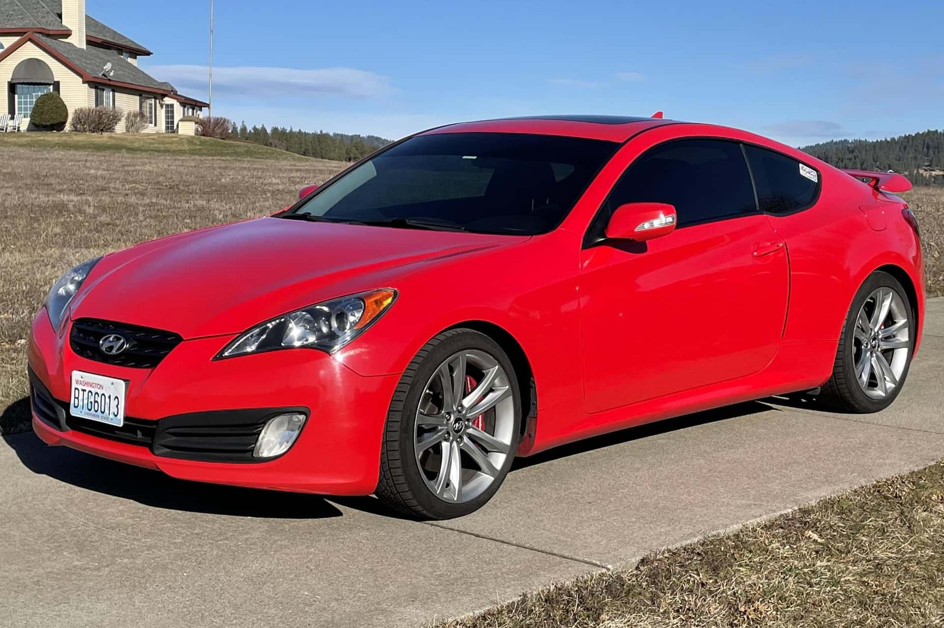 2012 Hyundai Genesis Coupe sold for $9,712