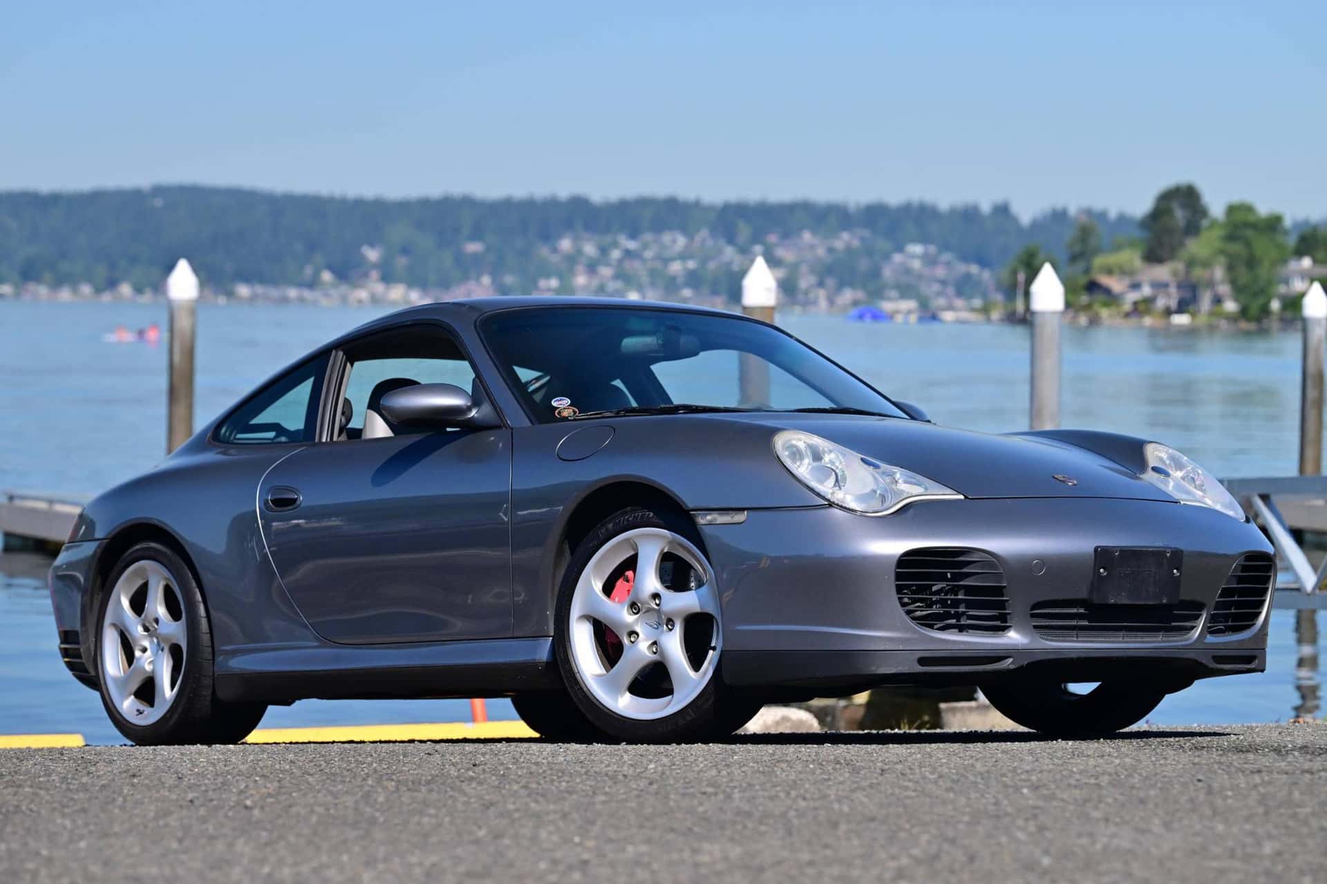 2002 Porsche 996 911 sold for $26,000