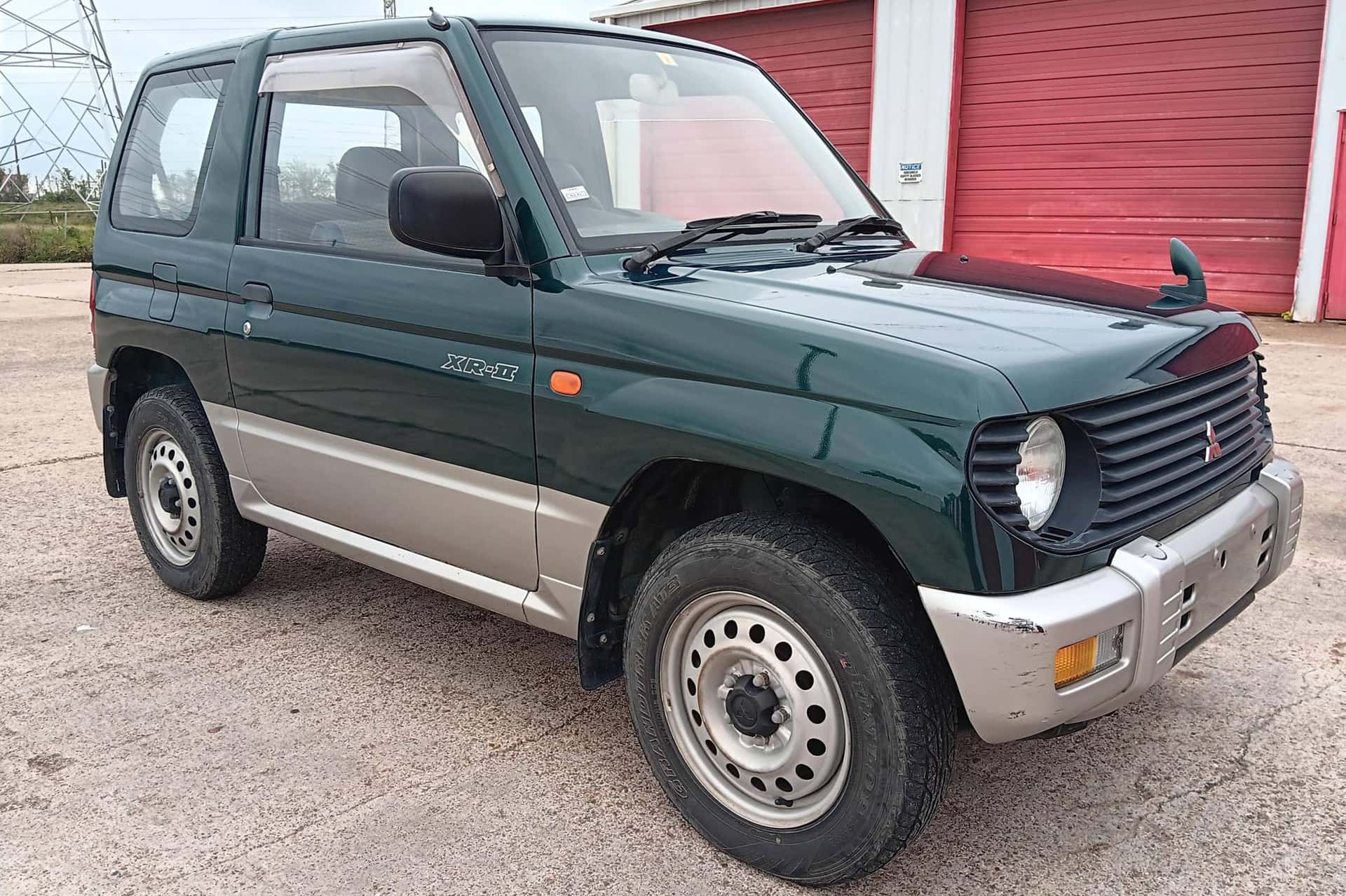 1996 Mitsubishi Pajero Mini sold for $4,400