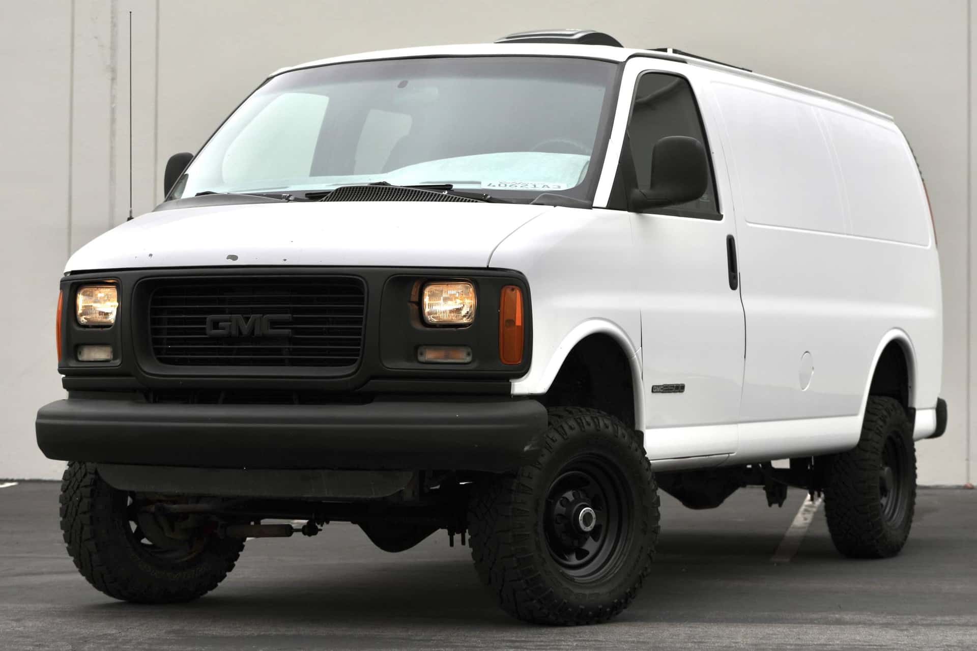 1998 GMC Savana sold for $23,000