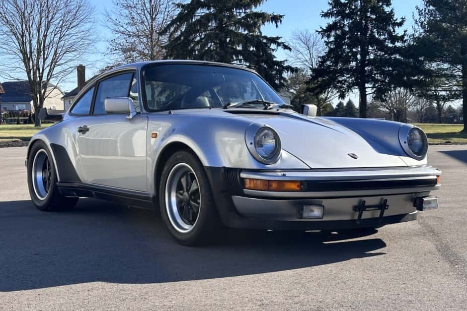1983 Porsche 930 Turbo sold for $100,000
