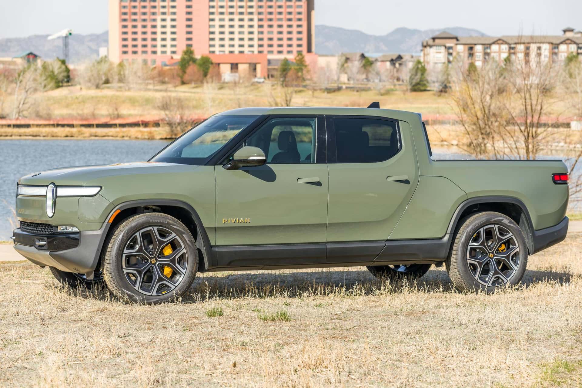 2022 Rivian R1T sold for $117,500