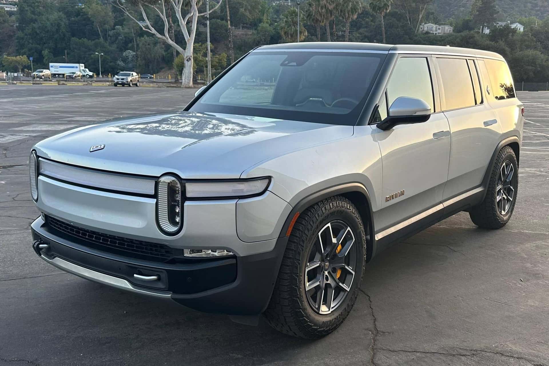 2022 Rivian R1S sold for $69,000