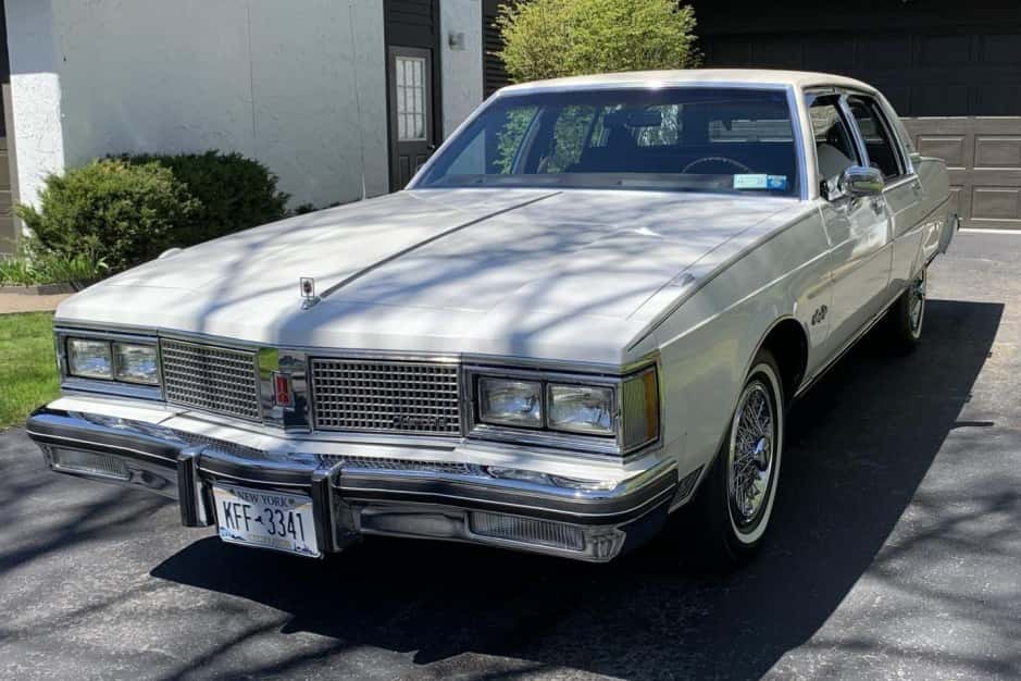 1983 Oldsmobile 98 sold for $12,500