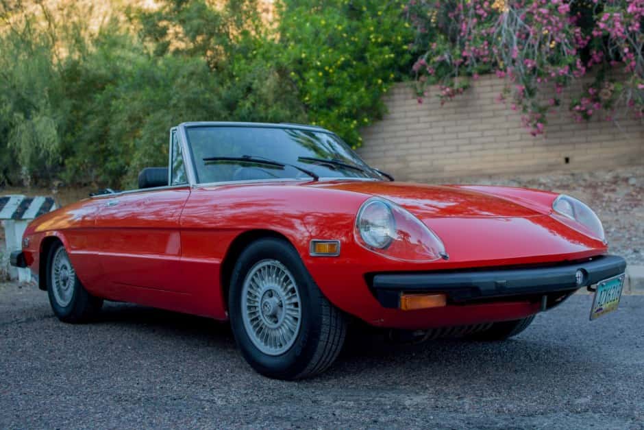 1977 Alfa Romeo 105/115 Spider Series 2 sold for $12,600