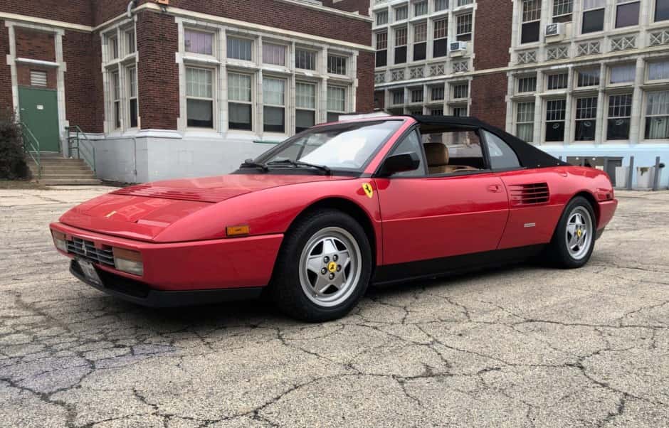 1992 Ferrari Mondial sold for $38,000