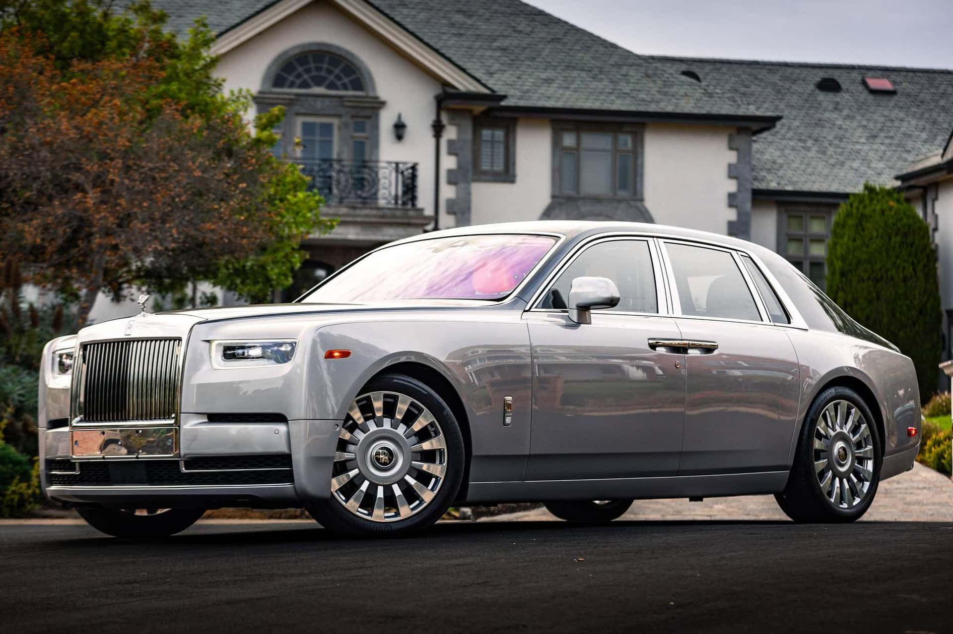2018 Rolls-Royce Phantom sold for $272,000