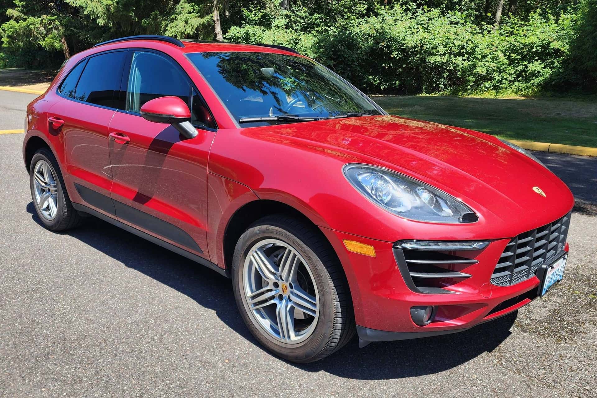 2016 Porsche Macan sold for $15,000