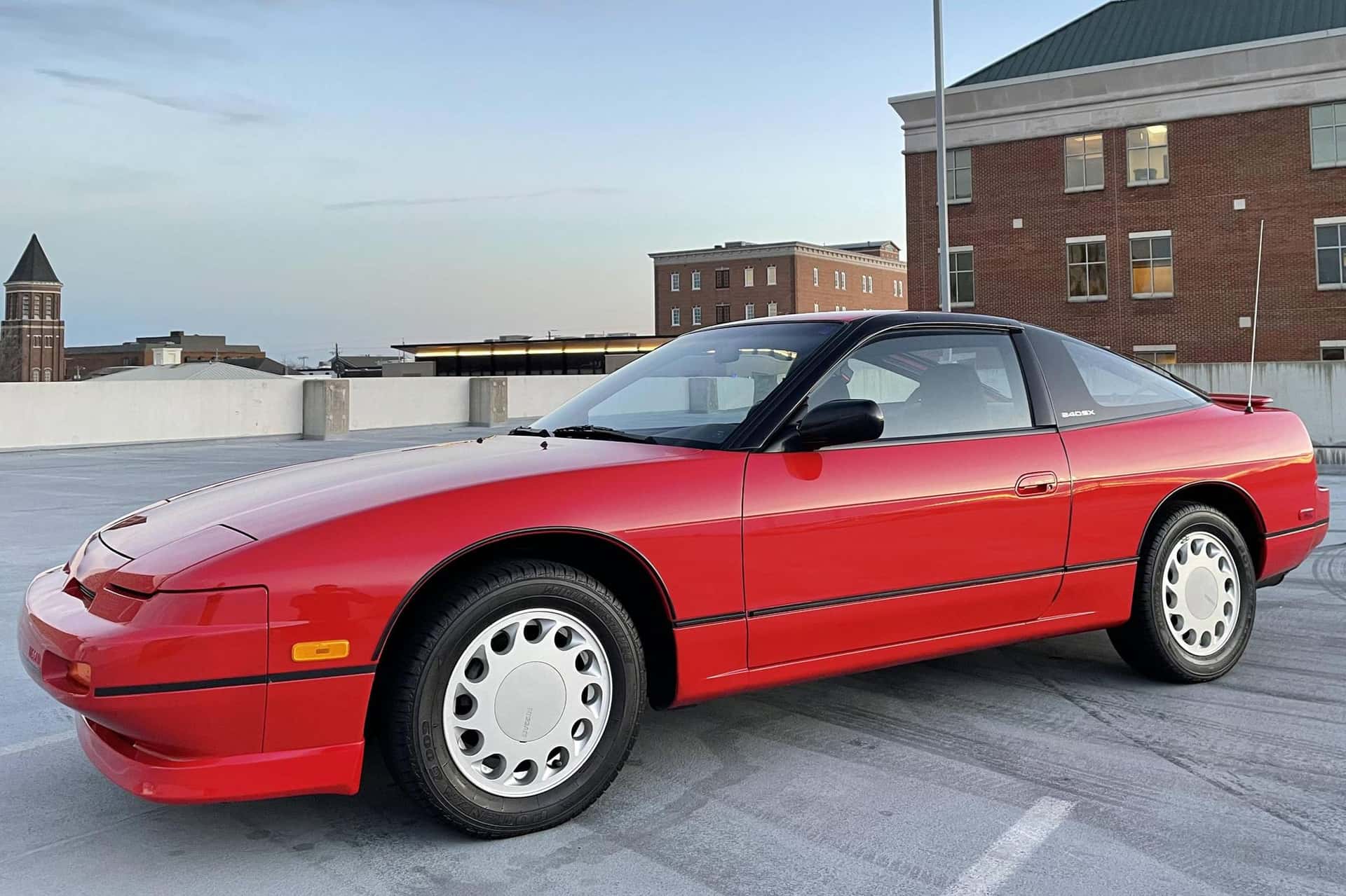1989 Nissan 240SX sold for $16,750