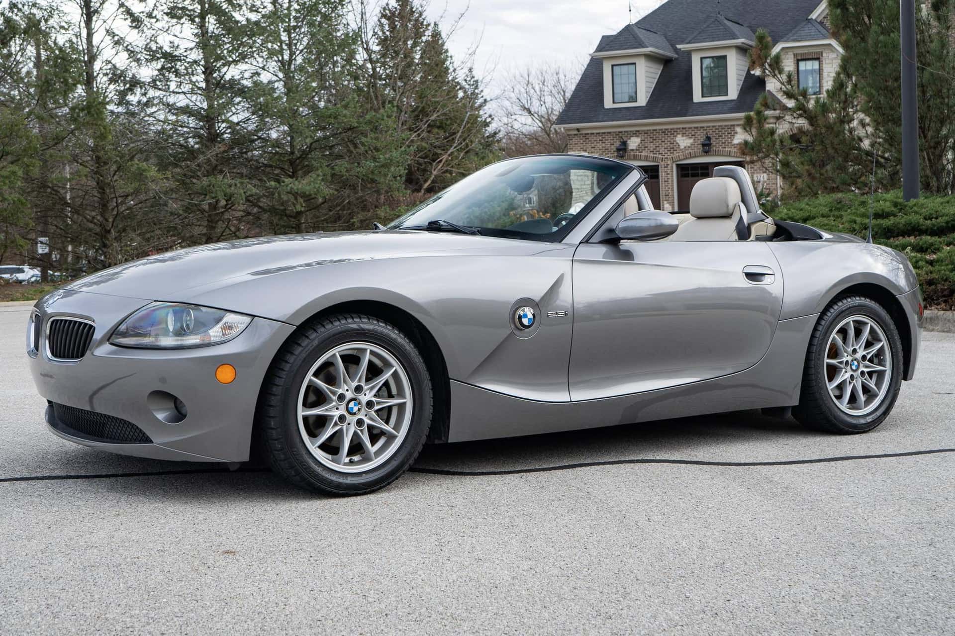 2005 BMW Z4 sold for $11,750