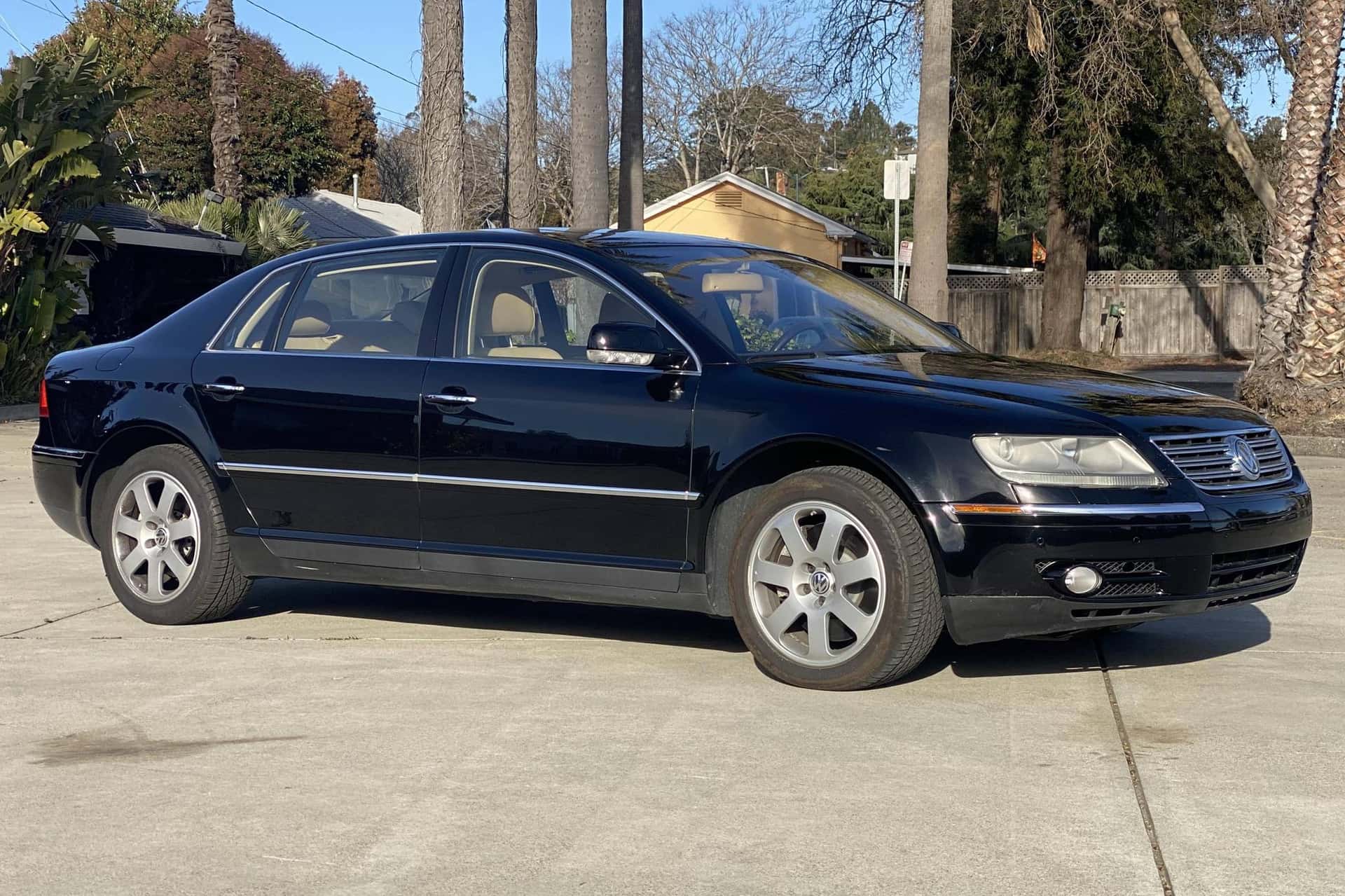 2004 Volkswagen Phaeton sold for $7,125