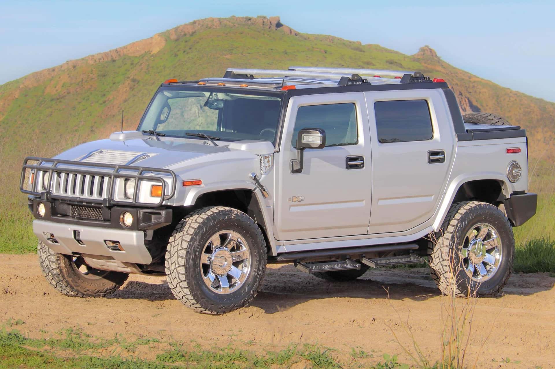 2009 Hummer H2 sold for $28,000