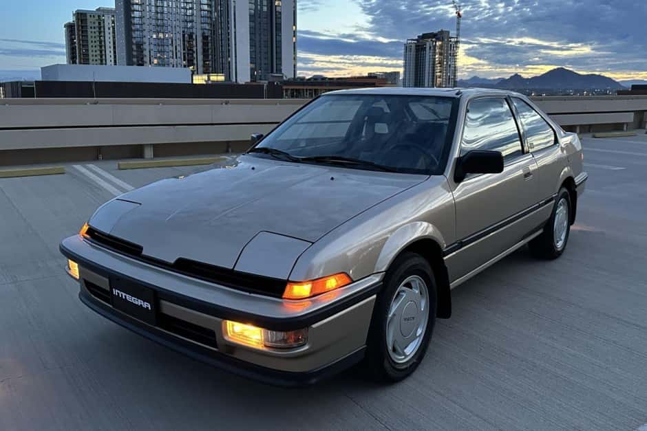 1989 Acura Integra sold for $16,250
