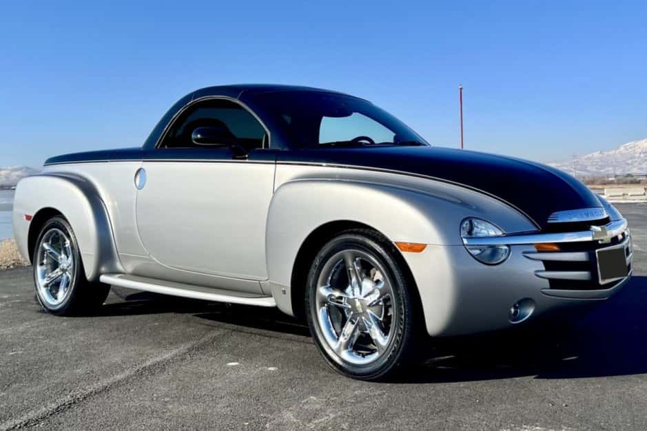 2006 Chevrolet SSR sold for $37,000