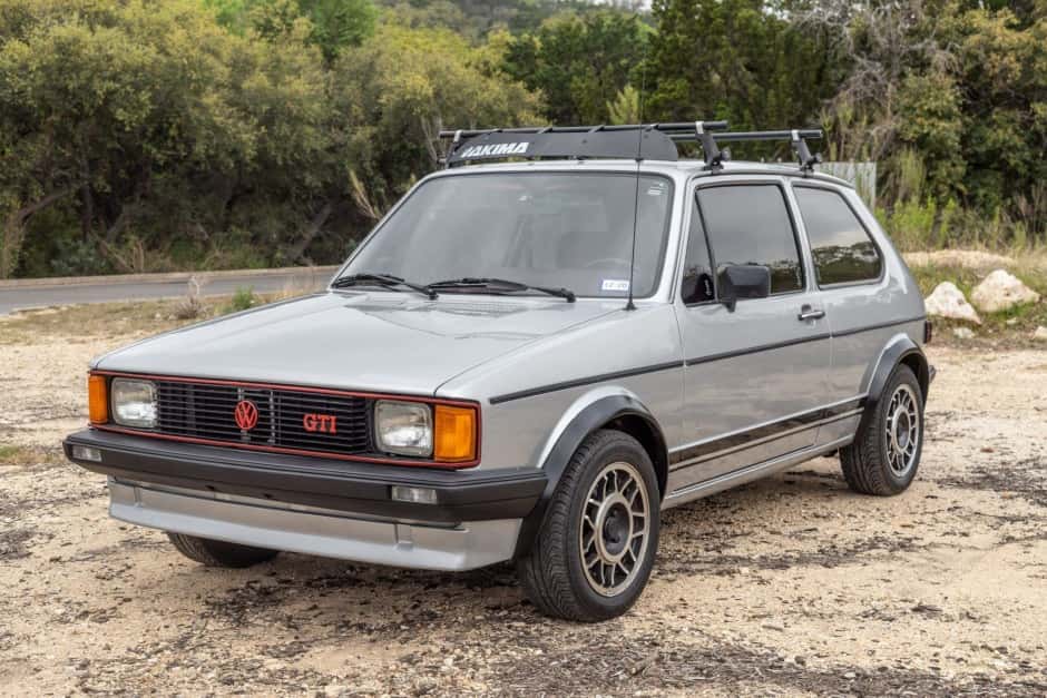 1983 Volkswagen GTI Mk1 sold for $17,500
