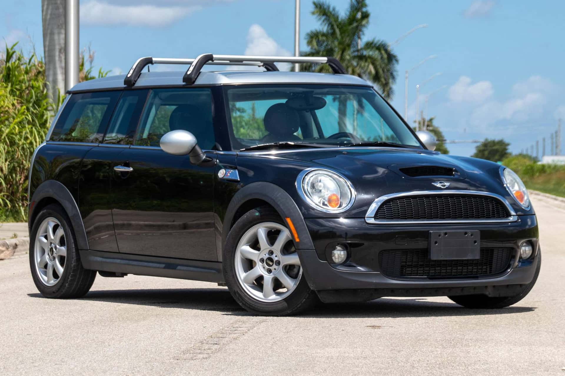 2009 MINI Cooper Clubman sold for $5,251