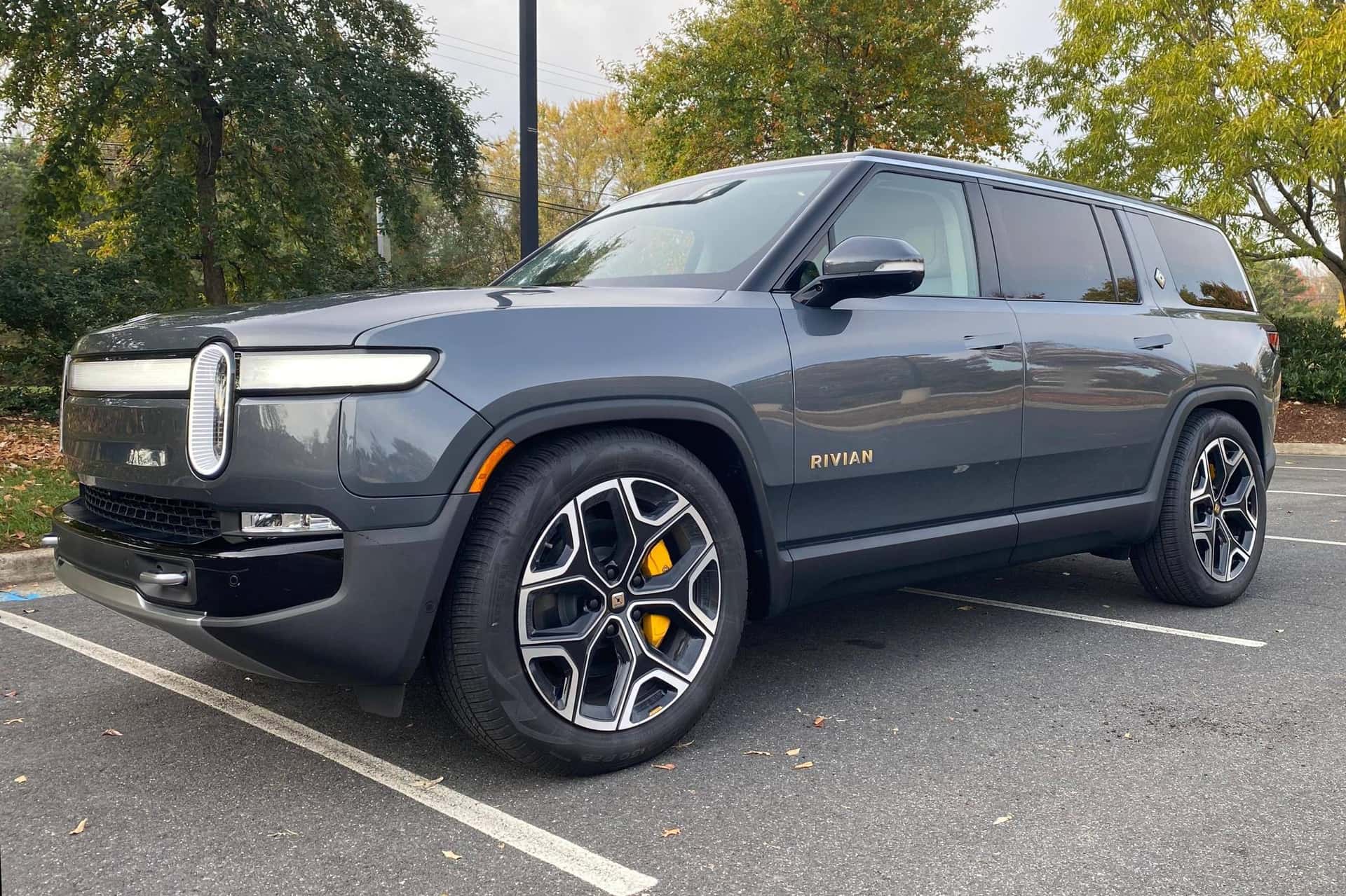 2023 Rivian R1S sold for $87,000