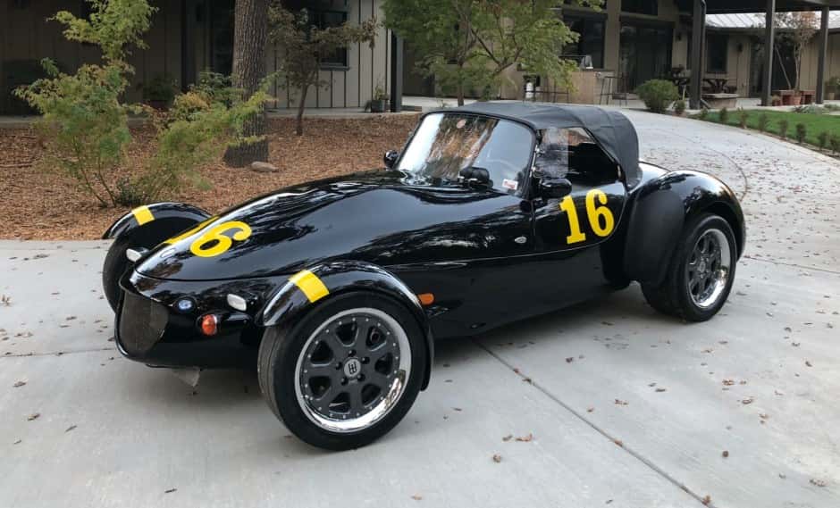 1995 Panoz Roadster sold for $25,300