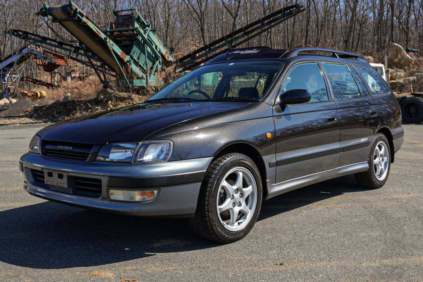 1996 Toyota Caldina sold for $8,001