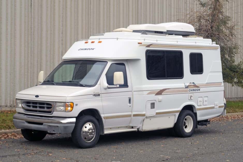 1999 Ford Econoline Van sold for $25,250